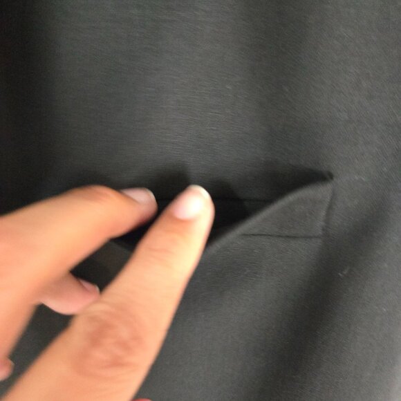 Theory Black Wool Open Front Short Vest Menswear Inspired Women's Size 8 - Picture 4 of 9